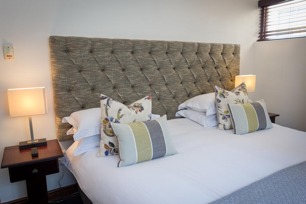 Maartens Guesthouse Kapsztad Zewnętrze zdjęcie